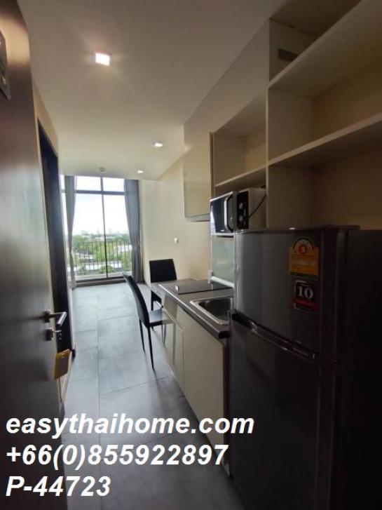 �͹������� �ҧ�ҡ�ا෾