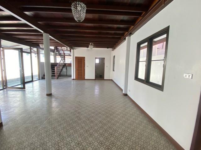 ��ҹ������ �ҧ�лԡ�ا෾