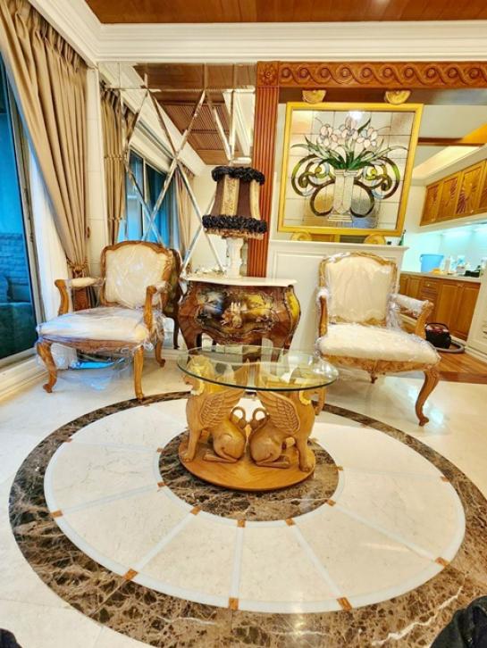 �͹������� �Ⱥ�����ͧ�ҡ��� �������