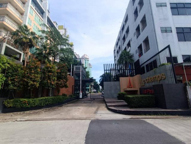 ��¤͹� �ѧ�ͧ��ҧ��ا෾