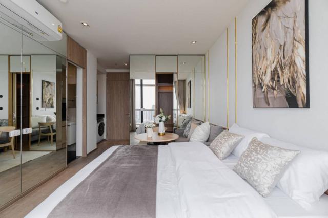 �͹������� �Ѳ�ҡ�ا෾