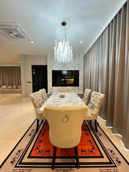 ��º�ҹ �ҧ�����طû�ҡ��