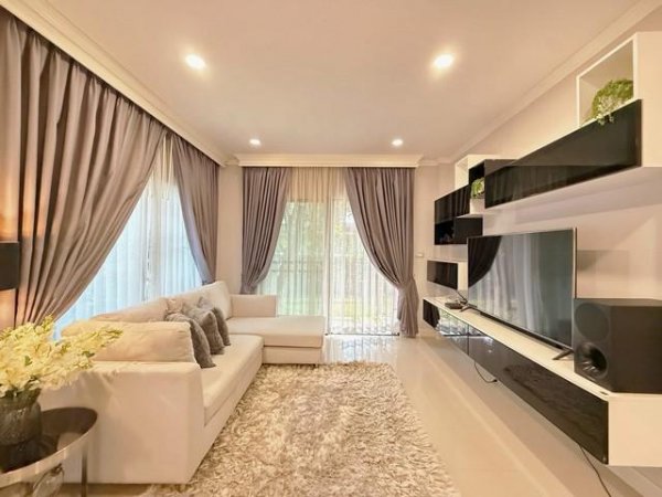 ��ҹ������ ��Ҵ�˭� 70,000 �ҷ�����͹