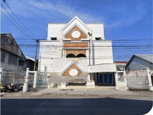 �ӹѡ�ҹ ��鹷������� 1250 ���ҧ����