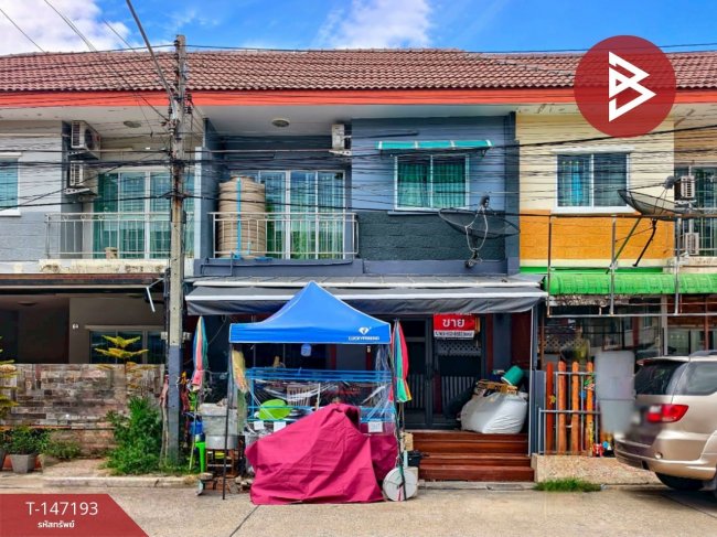 ขายทาวน์เฮ้าส์ เดินทางสะดวก 2,200,000 บาท ขายทาวน์เฮ้าส์ เดินทางสะดวก 2,200,000 บาท