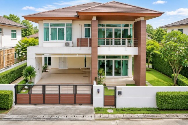 บ้าน ไม่เกิน 990,000 บาท/เดือน บ้าน ไม่เกิน 990,000 บาท/เดือน