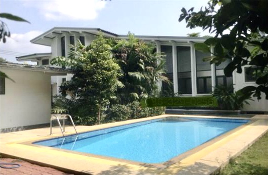 Һҹ  home office  آԷ  Sukhumvit Prompong pool & garden house for rent 6 beds 250,000 baht  Ϳ Prompong BTS, private pool and large garden