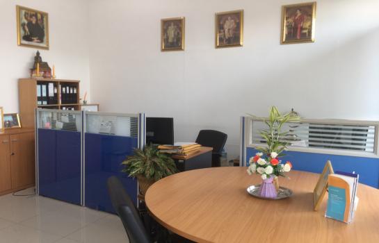 �.���ʵ�����������൷