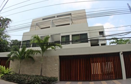 ҹ 350 ҧ 95,000 ҷ͹ New modern Sukhumvit 26 house for rent ҹآԷ   ǹͺҹ fully furnished 95,000 baht