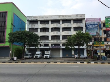 �Ҥ�þҳԪ�������һ����ҹ�  ֡ ҤþҳԪ 4  ˹ҡҧ 4.3  Դ١ շʹöҹ˹/ Rent Commercial building 4 Floor, Lumluka Road, Pathumthani